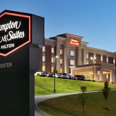 Hampton Inn And Suites Parkersburg Downtown Exterior photo